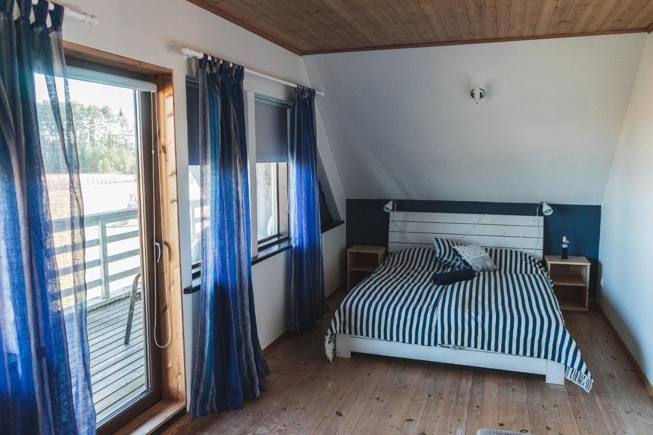 Tiiupesa Guest House Hellamaa  Экстерьер фото